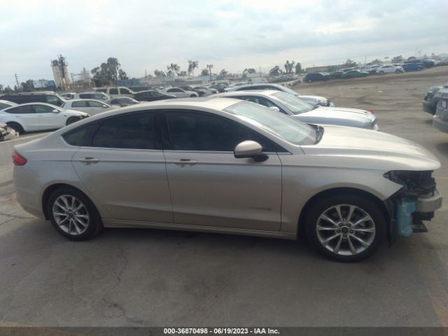 3FA6P0LU1HR266987 Ford Fusion Hybrid Se
