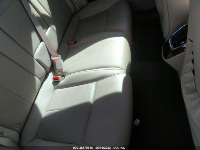 1G4GB5GR8FF188858 Buick Lacrosse Leather