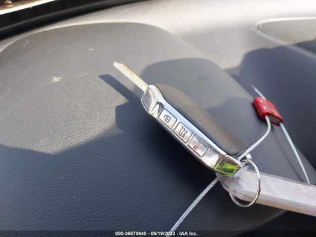 KNDJ23AU2M7763040 KIA SOUL S