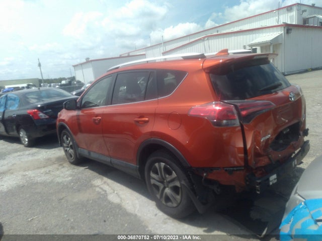 Toyota RAV4 LE 2016 JTMBFREV9GJ075266 Image 3