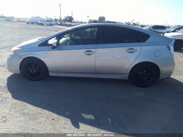 Toyota Prius Four/five/three/one/two 2014 JTDKN3DU0E0374527 Image 6