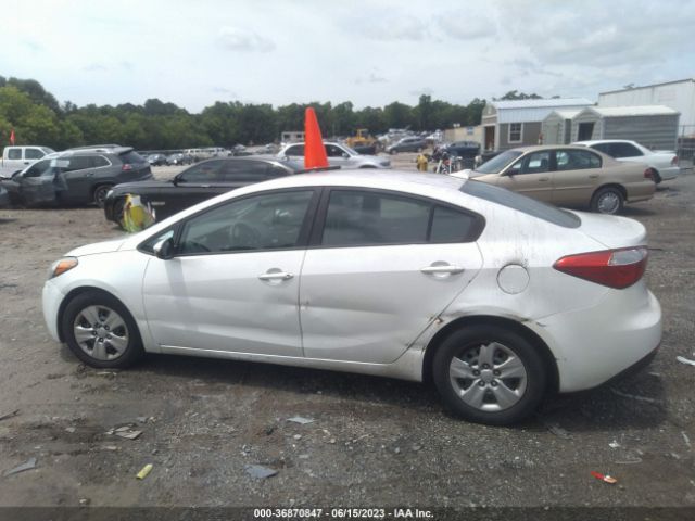 KNAFX4A64F5428212 KIA FORTE LX