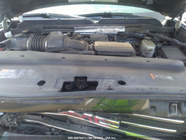 1GT12TEY2JF269226 GMC Sierra 2500hd Slt