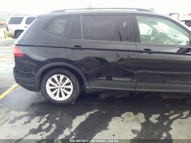 3VV1B7AX2LM143490 Volkswagen TIGUAN S
