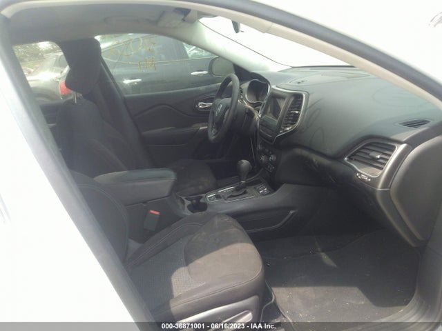 1C4PJLCB3LD561641 Jeep Cherokee Latitude