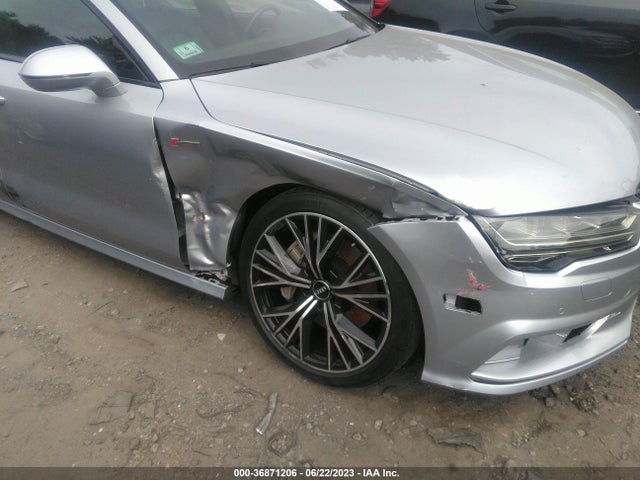 WAUW3AFC8JN053829 Audi A7 Premium Plus