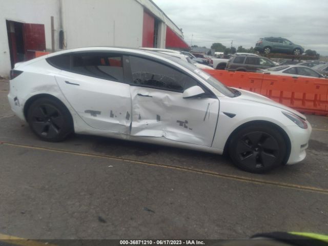 5YJ3E1EA8MF996533 Tesla Model 3 Standard Range Plus