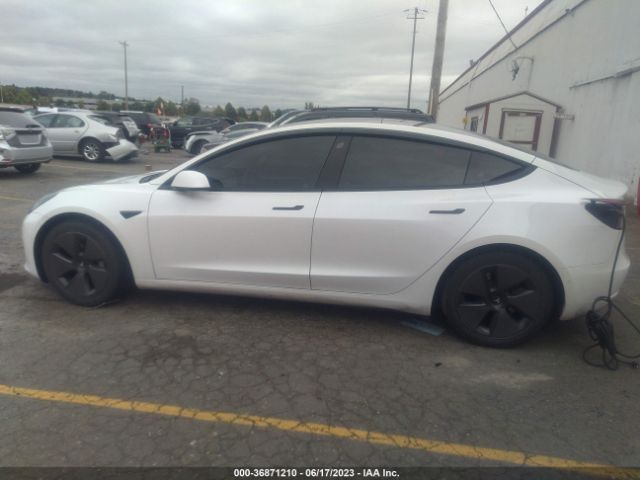 5YJ3E1EA8MF996533 Tesla Model 3 Standard Range Plus
