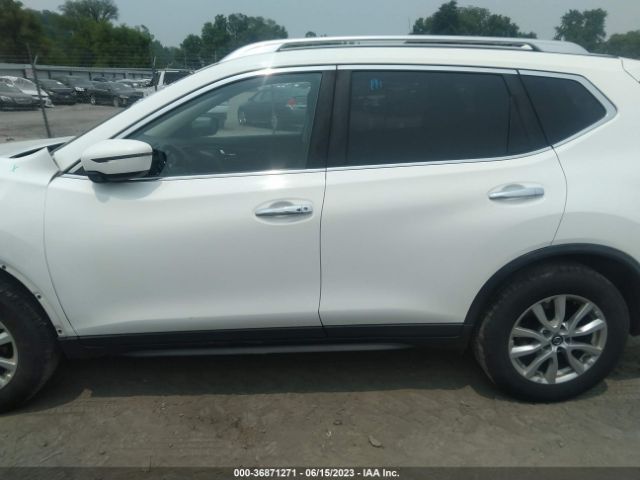JN8AT2MT3HW149317 Nissan ROGUE SV