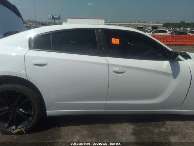 2C3CDXHG0GH163303 Dodge Charger Sxt