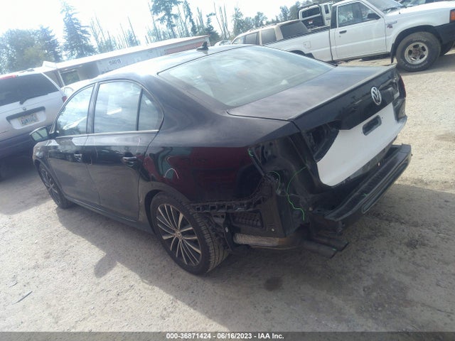 3VWD17AJ7GM387634 Volkswagen Jetta Sedan 1.8t Sport