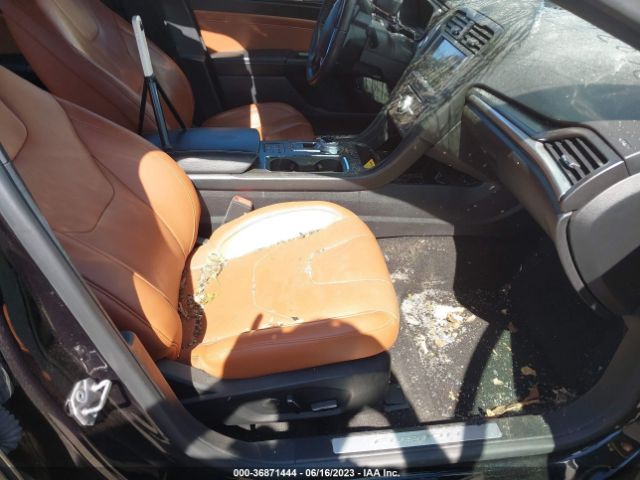 3FA6P0RU9KR272986 Ford Fusion Hybrid Titanium