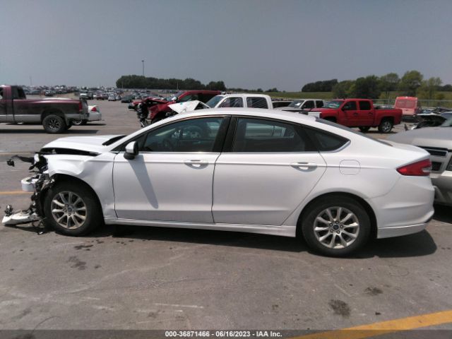 3FA6P0G78JR207607 Ford FUSION S