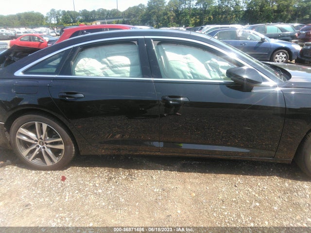 2022 Audi A6, VIN: WAUD3BF25NN033399