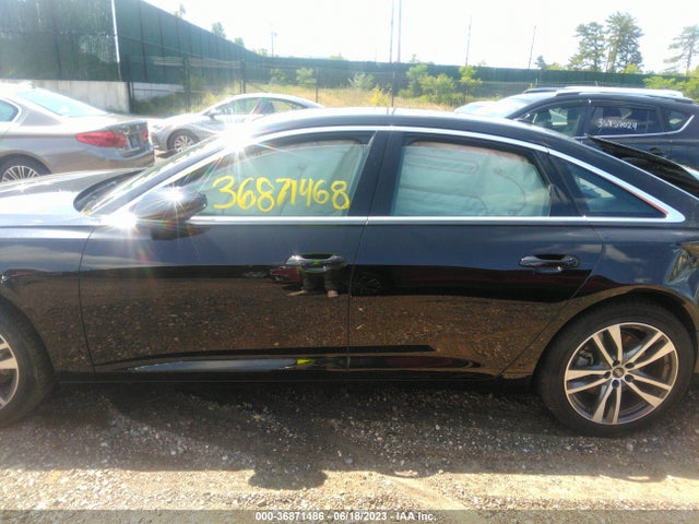 2022 Audi A6, VIN: WAUD3BF25NN033399