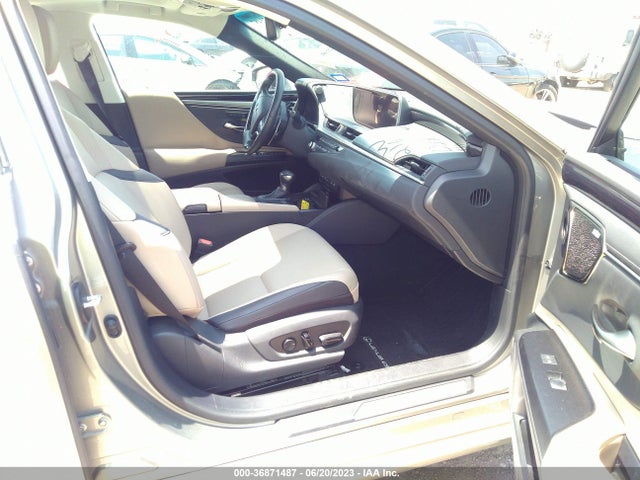 2021 Lexus ES, VIN: 58ADA1C17MU008186