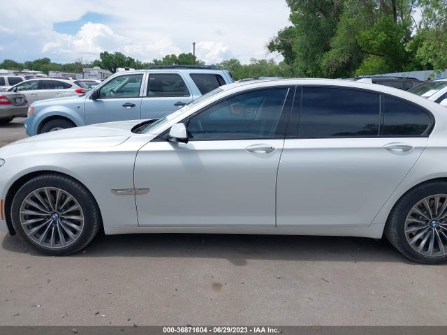 2012 BMW 7 SERIES 740I VIN: WBAKA4C58CDS99137