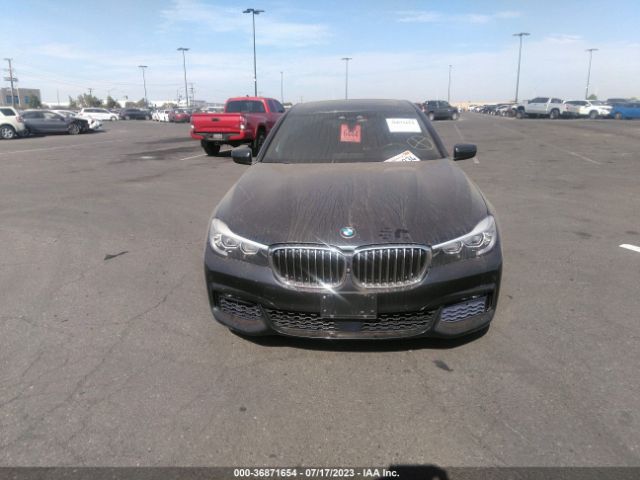 WBA7E2C53HG739687 BMW 7 Series 740i