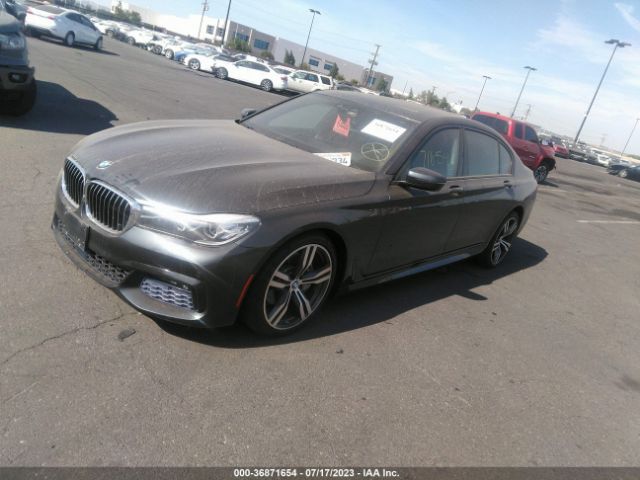 WBA7E2C53HG739687 BMW 7 Series 740i
