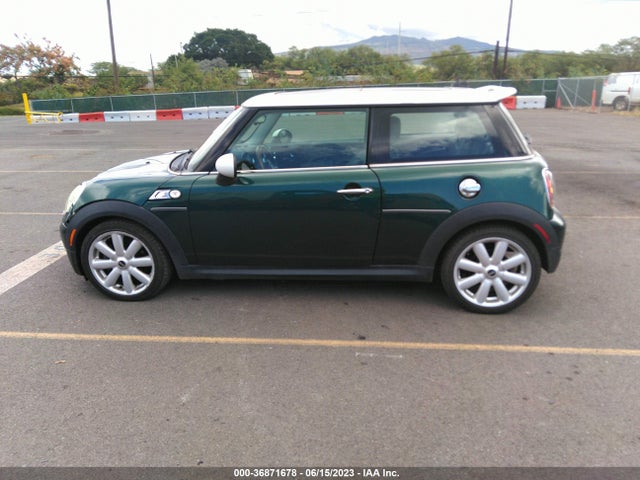 2007 MINI COOPER HARDTOP S VIN: WMWMF735X7TL89767