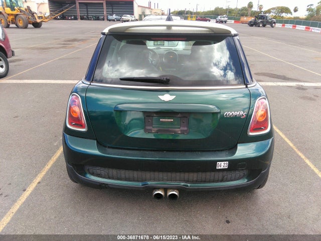 2007 MINI COOPER HARDTOP S VIN: WMWMF735X7TL89767