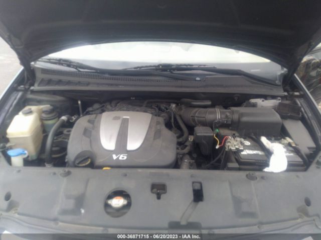 KNDMG4C75E6544852 KIA SEDONA LX
