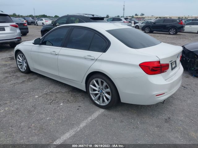 WBA8E5G58JNU45669 BMW 3 Series 320i Xdrive