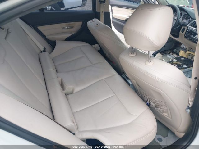 WBA8E5G58JNU45669 BMW 3 Series 320i Xdrive