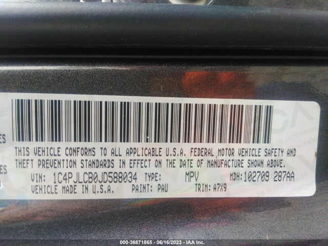 1C4PJLCB0JD588034 Jeep Cherokee Latitude Tech Connect