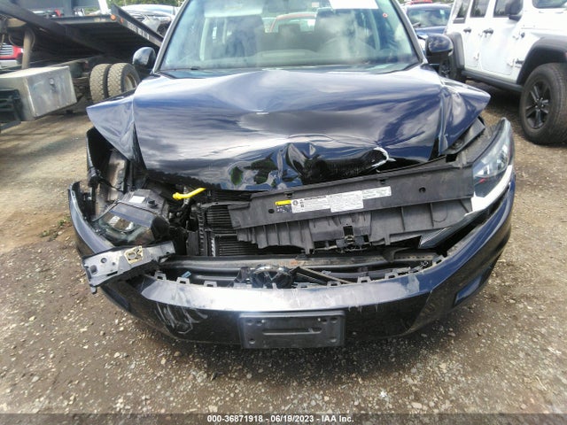 WVGAV7AX7HK045491 Volkswagen TIGUAN