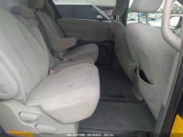 5TDKK3DCXES497166 Toyota SIENNA LE