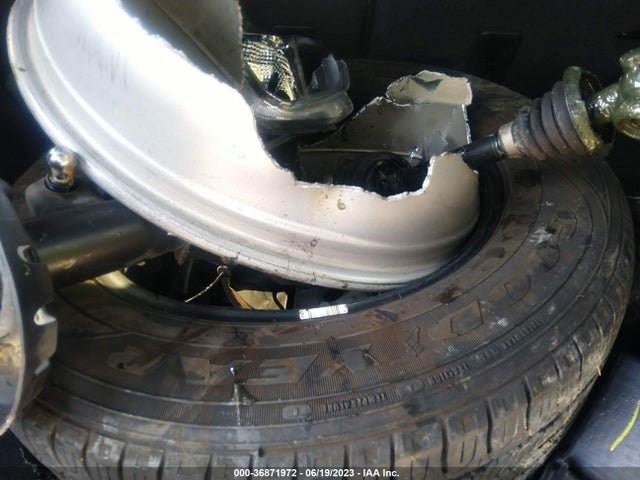 Chevrolet EQUINOX LT 2021 2GNAXUEV5M6122823 Image 12
