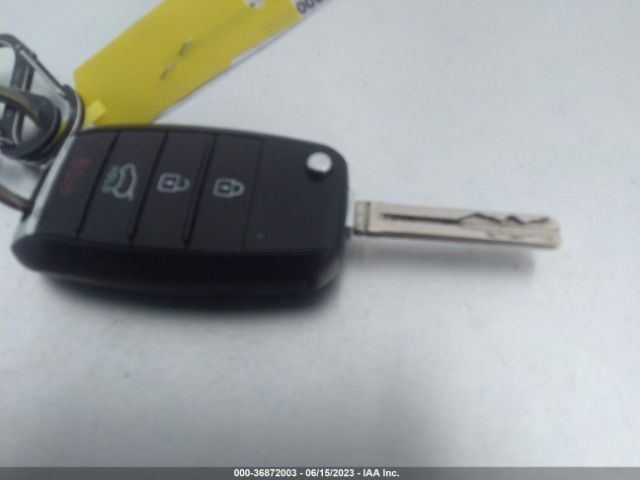KNDP63AC4L7833707 KIA SPORTAGE S