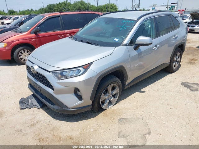 Toyota Rav4 Xle 2021 2T3W1RFV5MW128332 Image 2