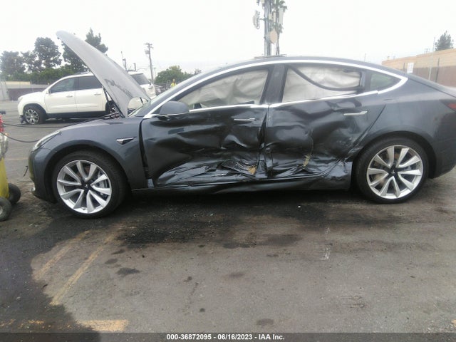 Tesla Model 3 Range 2019 5YJ3E1EA3KF417221 Image 4