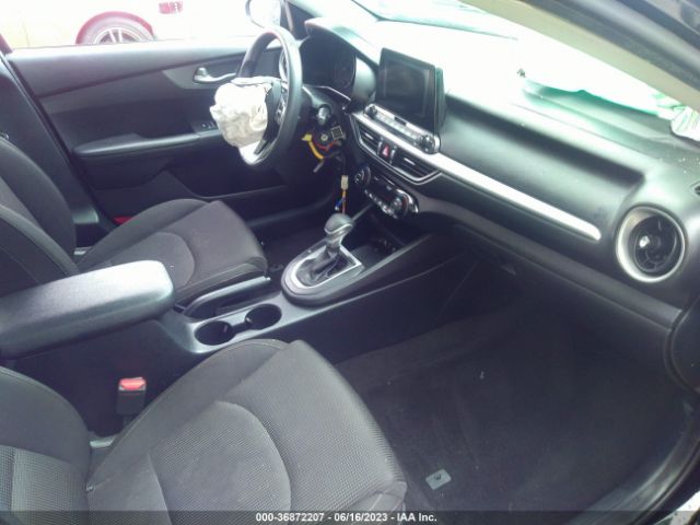 3KPF24AD0KE016318 KIA Forte Lxs
