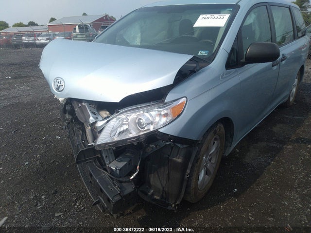 2015 TOYOTA SIENNA L VIN: 5TDZK3DC3FS610357