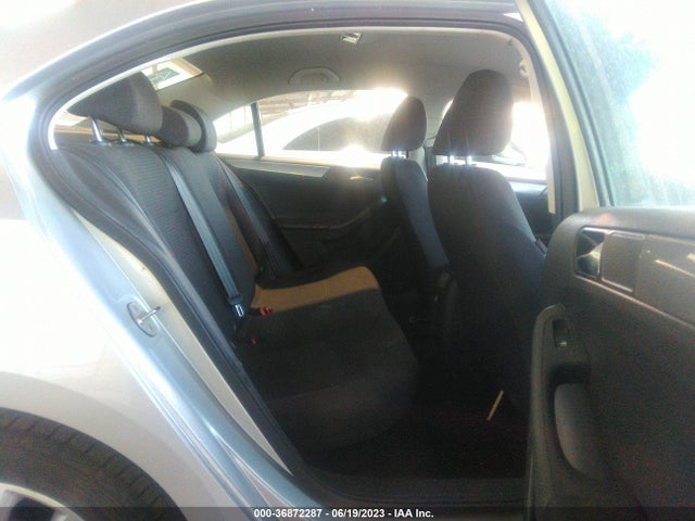 3VWD17AJ5FM340309 Volkswagen Jetta Sedan 1.8t Se