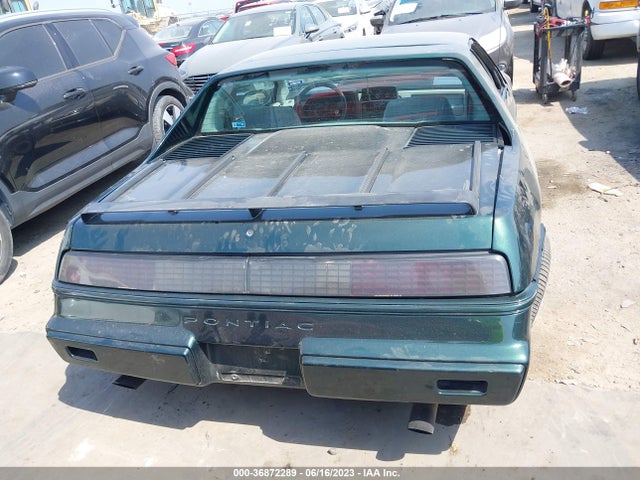 1984 PONTIAC FIERO SE VIN: 1G2AF37R2EP270228