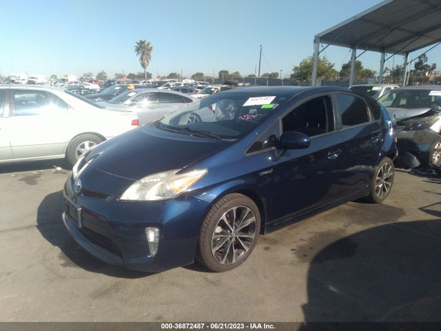 Toyota Prius Four/five/three/one/two 2014 JTDKN3DU5E0361563 Image 2
