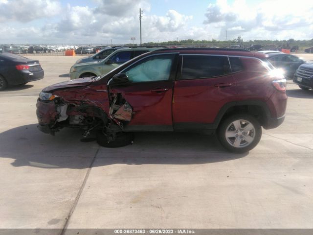 3C4NJDBB2NT208349 Jeep Compass Latitude