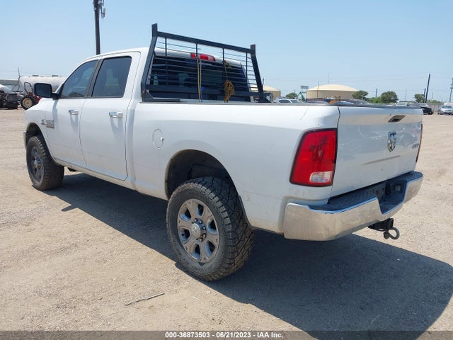 RAM 2500 Slt 2015 3C6UR5DL8FG623628 Image 3