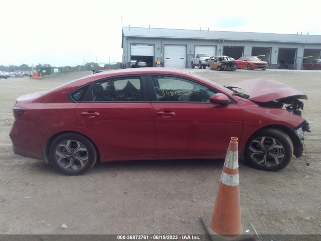 2021 KIA FORTE LXS VIN: 3KPF24ADXME410220