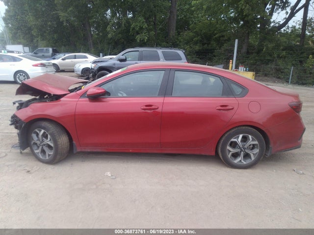 2021 KIA FORTE LXS VIN: 3KPF24ADXME410220