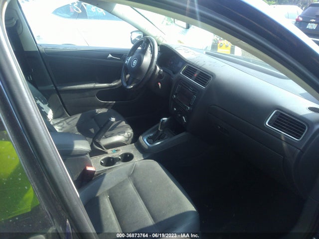 2011 VOLKSWAGEN JETTA SEDAN SE W VIN: 3VWDZ7AJ9BM388477
