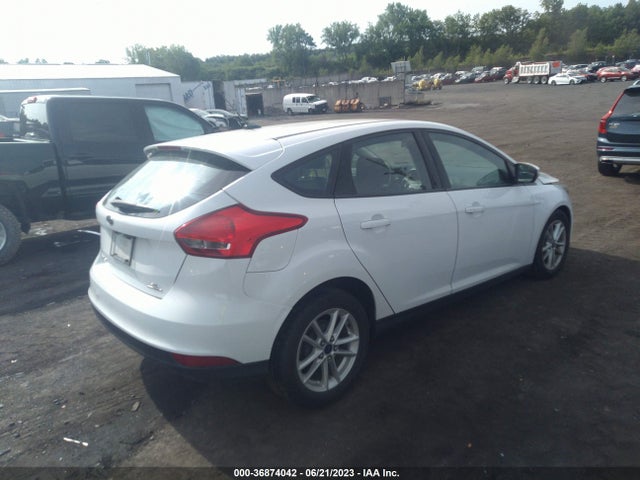 2015 FORD FOCUS SE VIN: 1FADP3K21FL295684
