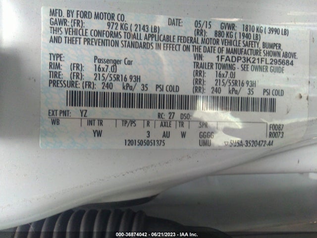 2015 FORD FOCUS SE VIN: 1FADP3K21FL295684
