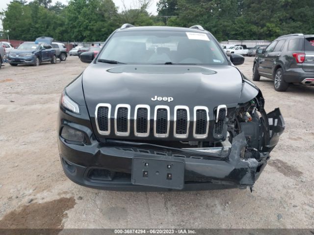 1C4PJLLB2JD553866 Jeep Cherokee Latitude Plus