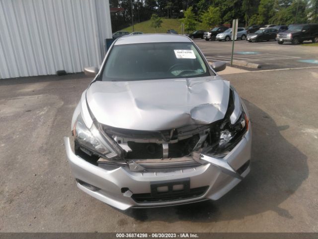 1N4AL3AP8HC122033 Nissan Altima 2.5 Sr