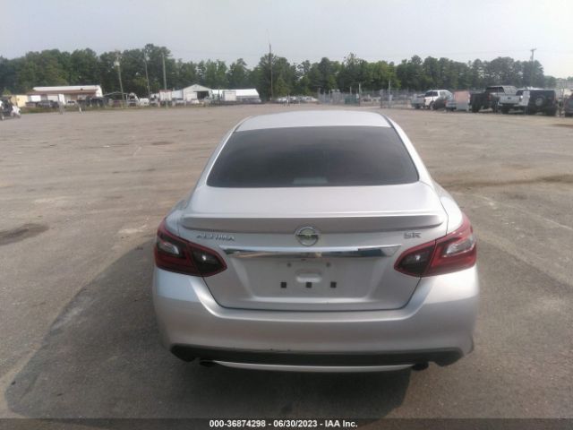 1N4AL3AP8HC122033 Nissan Altima 2.5 Sr